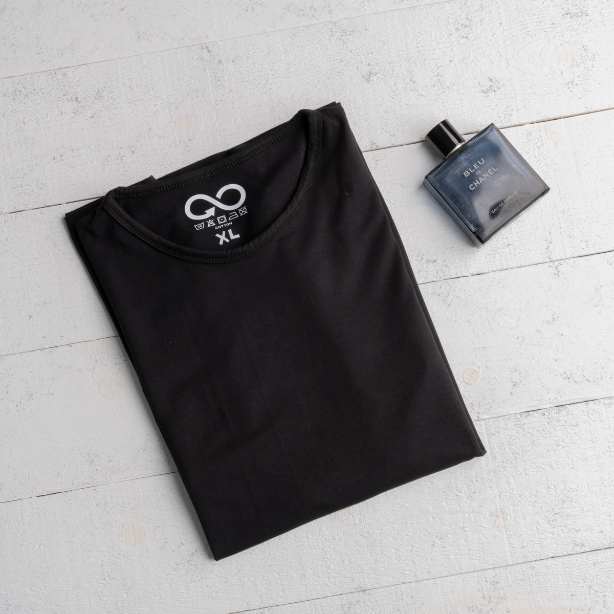 تيشيرت بيزك إسود