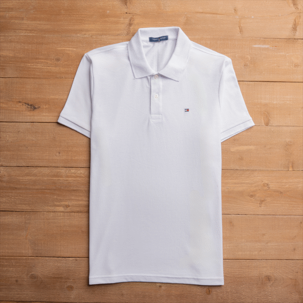 تيشيرت تومي أبيض تيشيرت تومي أبيض