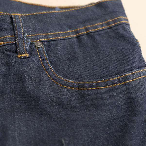 أفضل بنطلون جينز أفضل بنطلون جينز