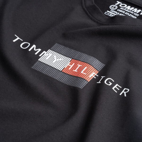 تيشيرت Tommy Hilfiger تيشيرت Tommy Hilfiger