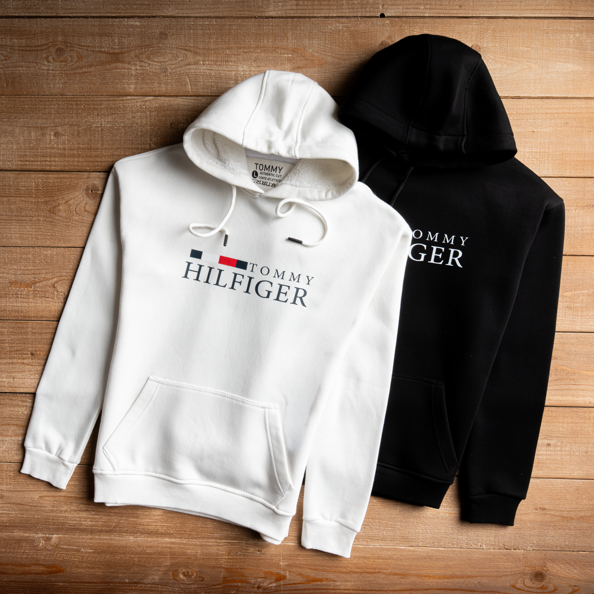 تومي Hoodie