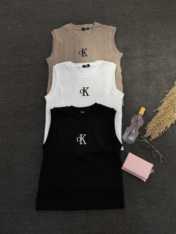 عرض 3 قطع بيزك Ck