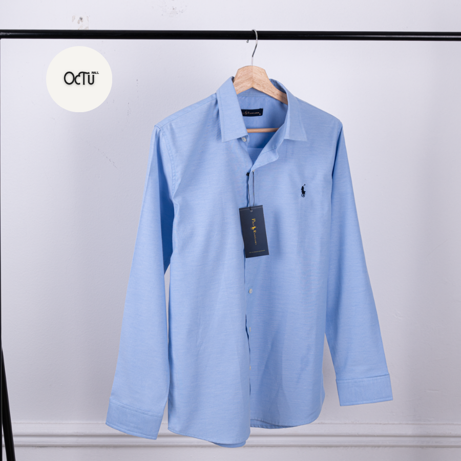 قميص بولو أكسفورد على الطبيعة لون لبني