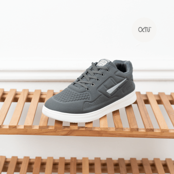 كوتشي رجالي رمادي