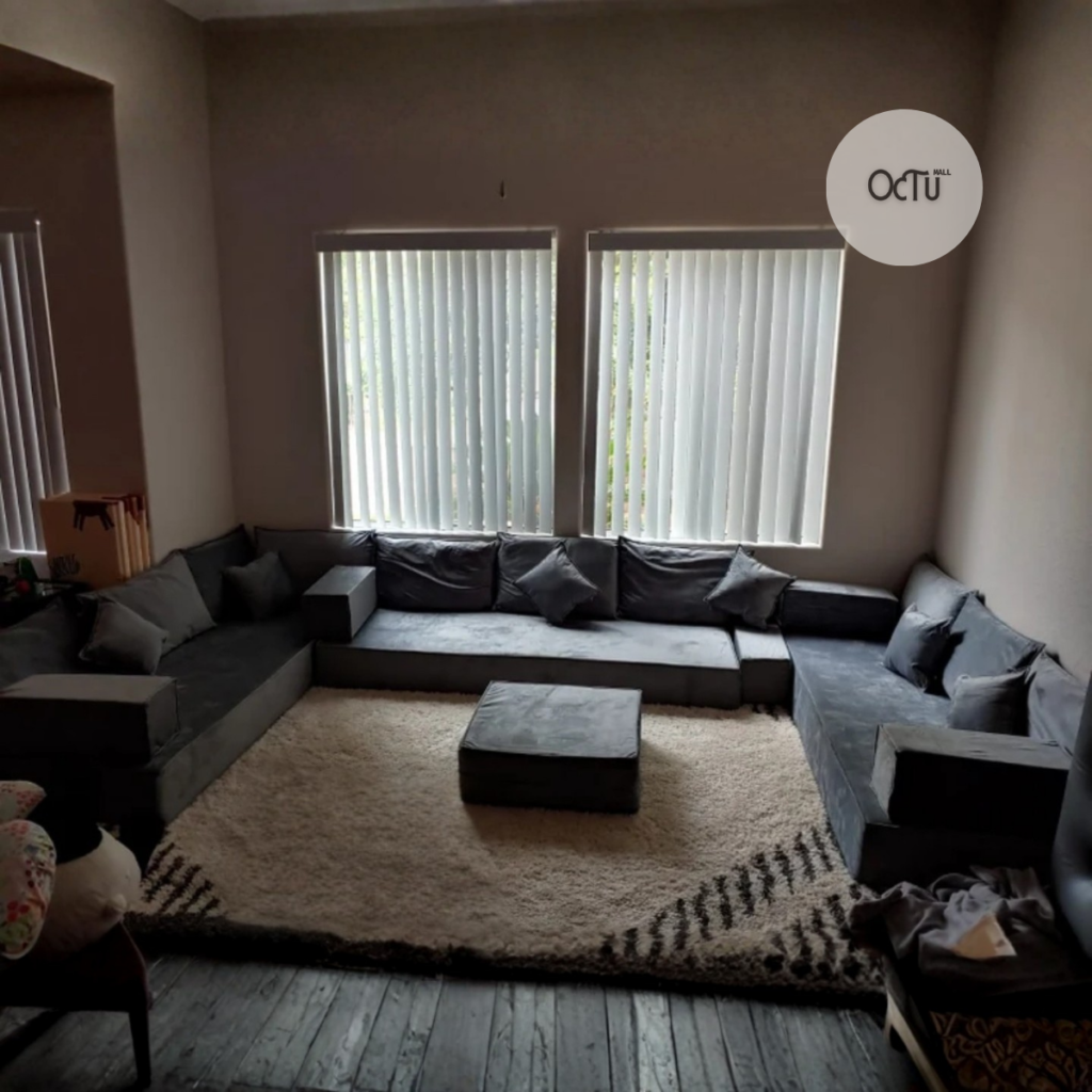 مجلس عربي حرف U