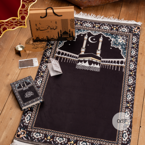 بوكس رمضان 2026 تهادوا تحابوا لون إسود شكل الكعبة