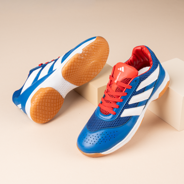 كوتشي أديداس بريداتور أزرق كوتشي أديداس بريداتور أزرق