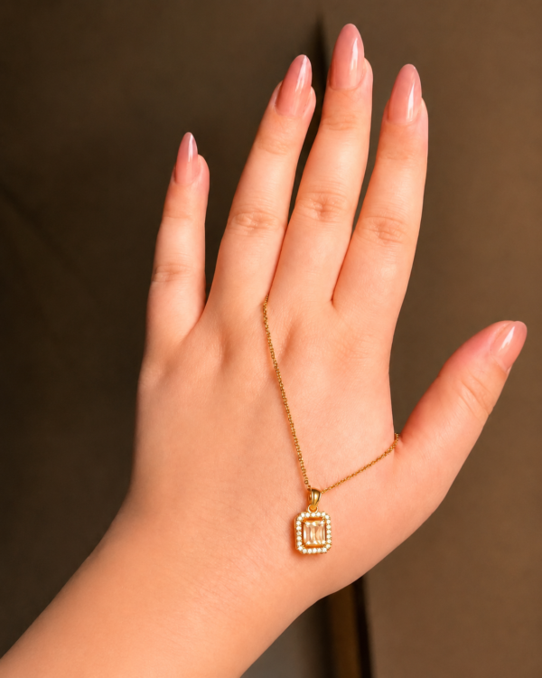 سلسلة لازوردي Gold Plated